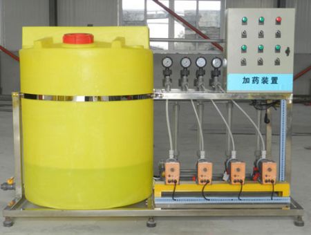 點擊查看詳細信息<br>標題：加藥裝置 閱讀次數(shù)：4639